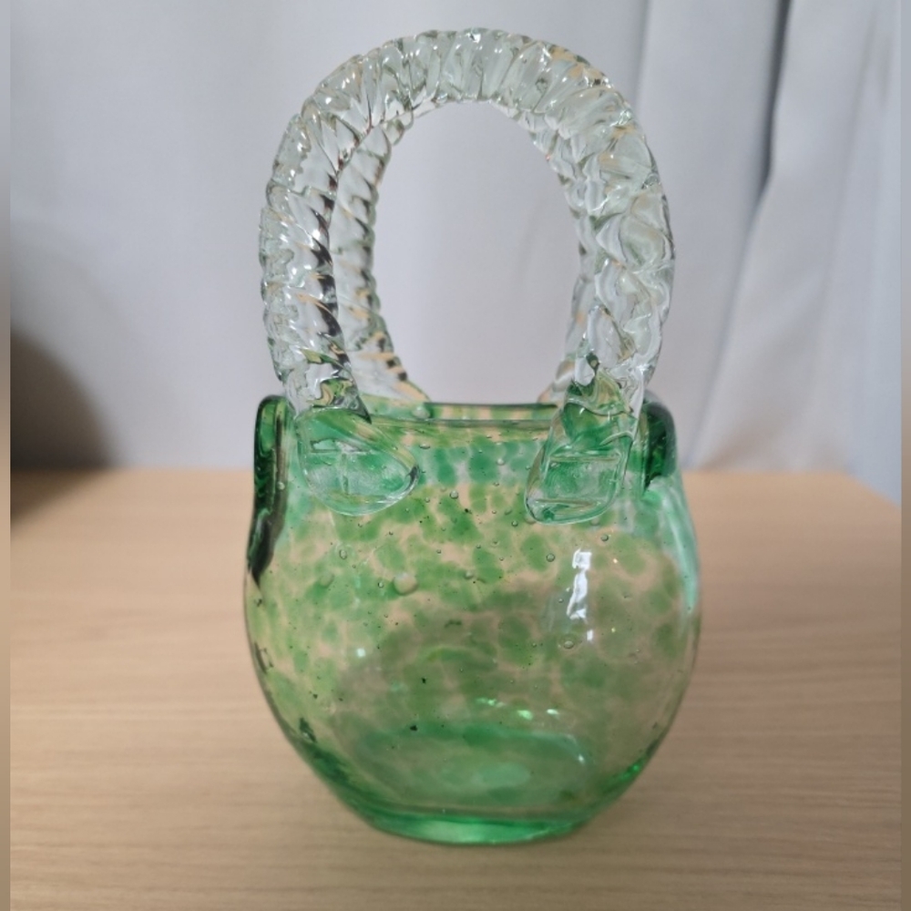 Vintage Handblown Green glass purse. Excellent preowned condition.